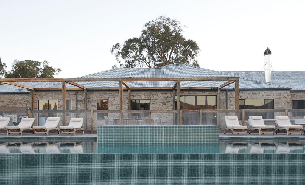 Merrijig House | Buttercup Retreat