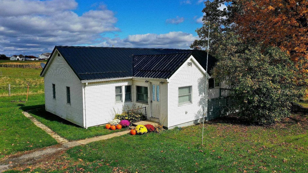 Blissfield Cottage | Butterfly Bliss Cottage Welcomes You to Holmes County