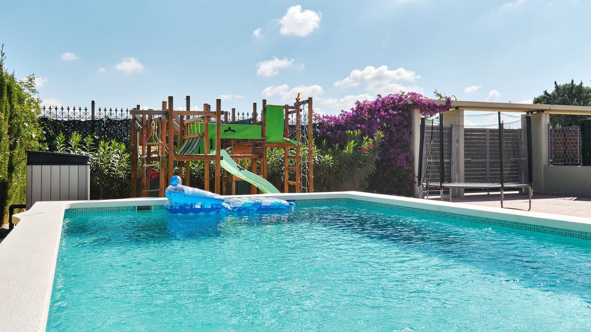 Aspe Villa | Butterfly Villa - 4 bedrooms with pool & private playground