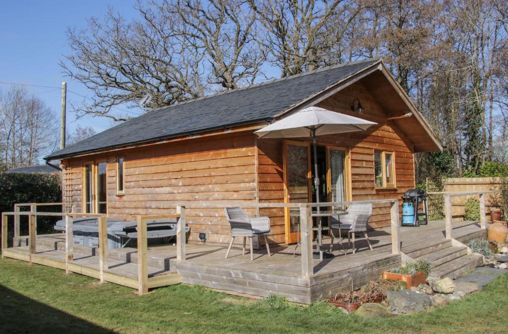 Felton House | Buzzard Lodge