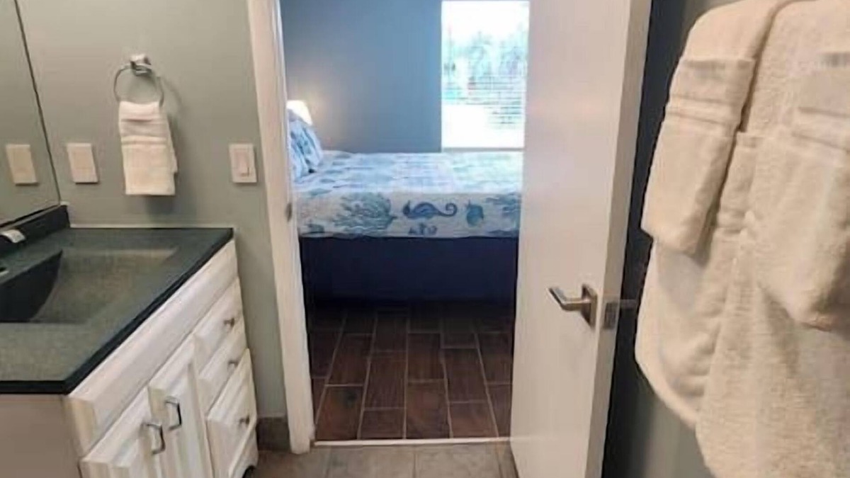 Floridana Beach Apartment | BV Paradise - Central Oceanfront - Sleeps 6