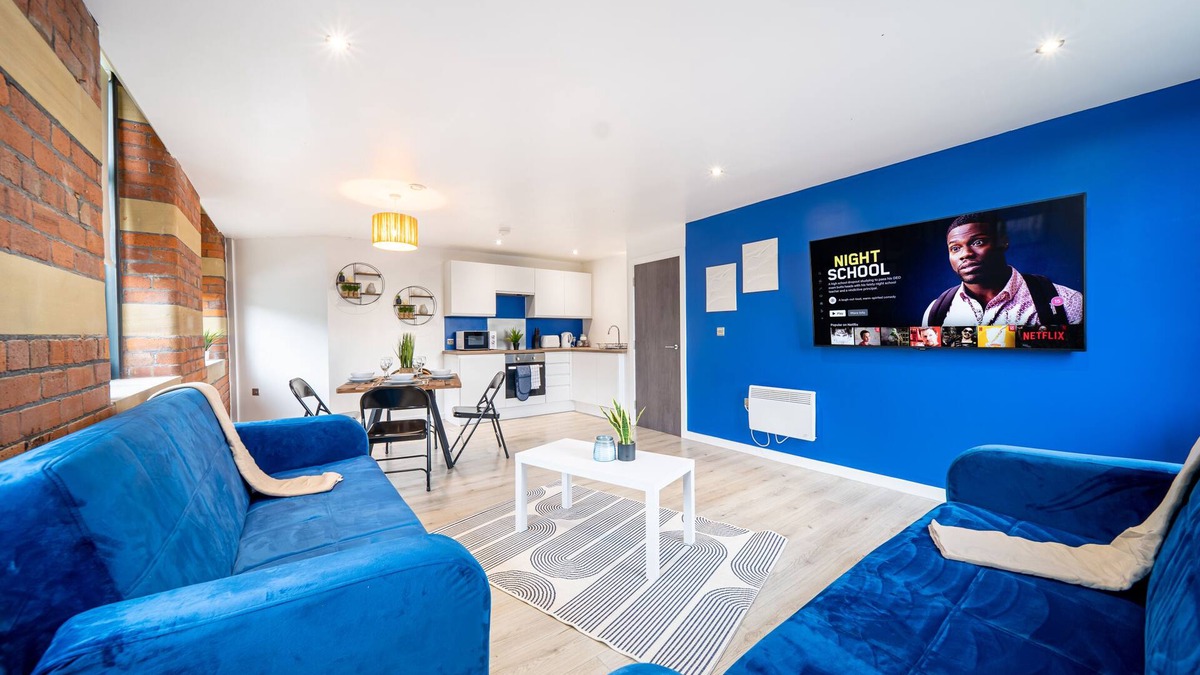 Bradford Apartment | Bv Royal 2 Bed Apt In Bradford City Centre