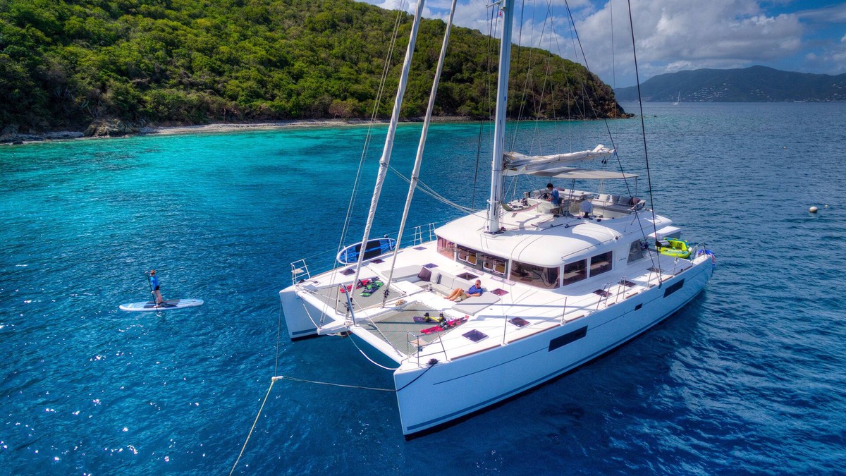 Great Mountain Boat Rental | BVI - Yacht Vacation with Captain & Chef for up to 10 Guests