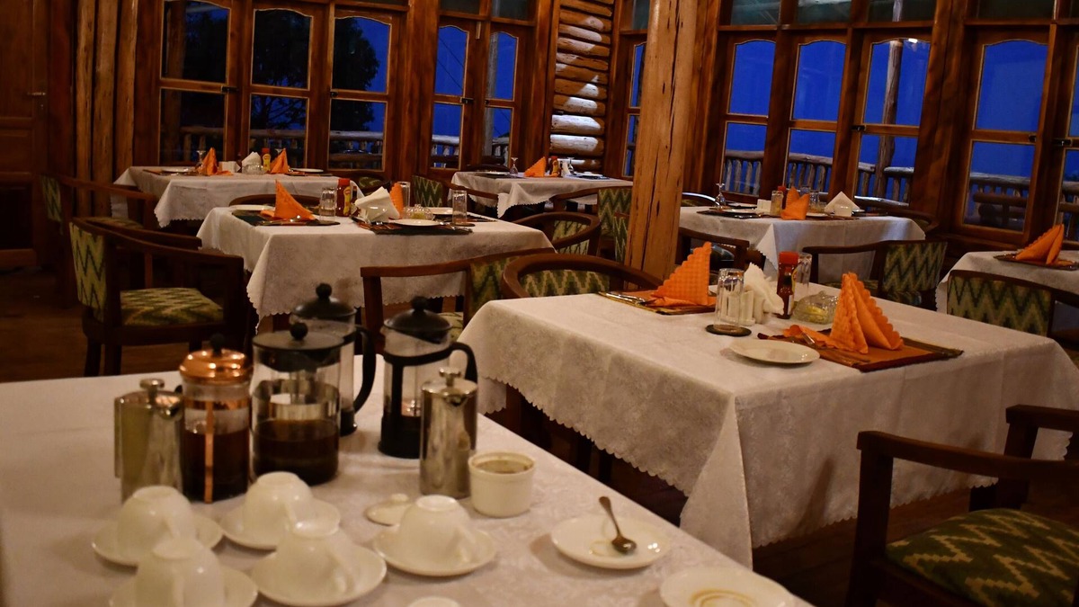 Nkuringo Hotel | Bwindi Orugano Lodge