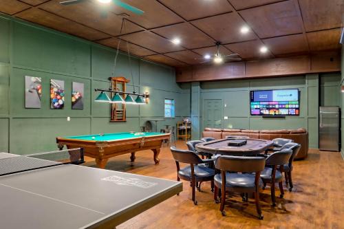 Cleveland House | By The Vineyard - 10 Minutes To Helen