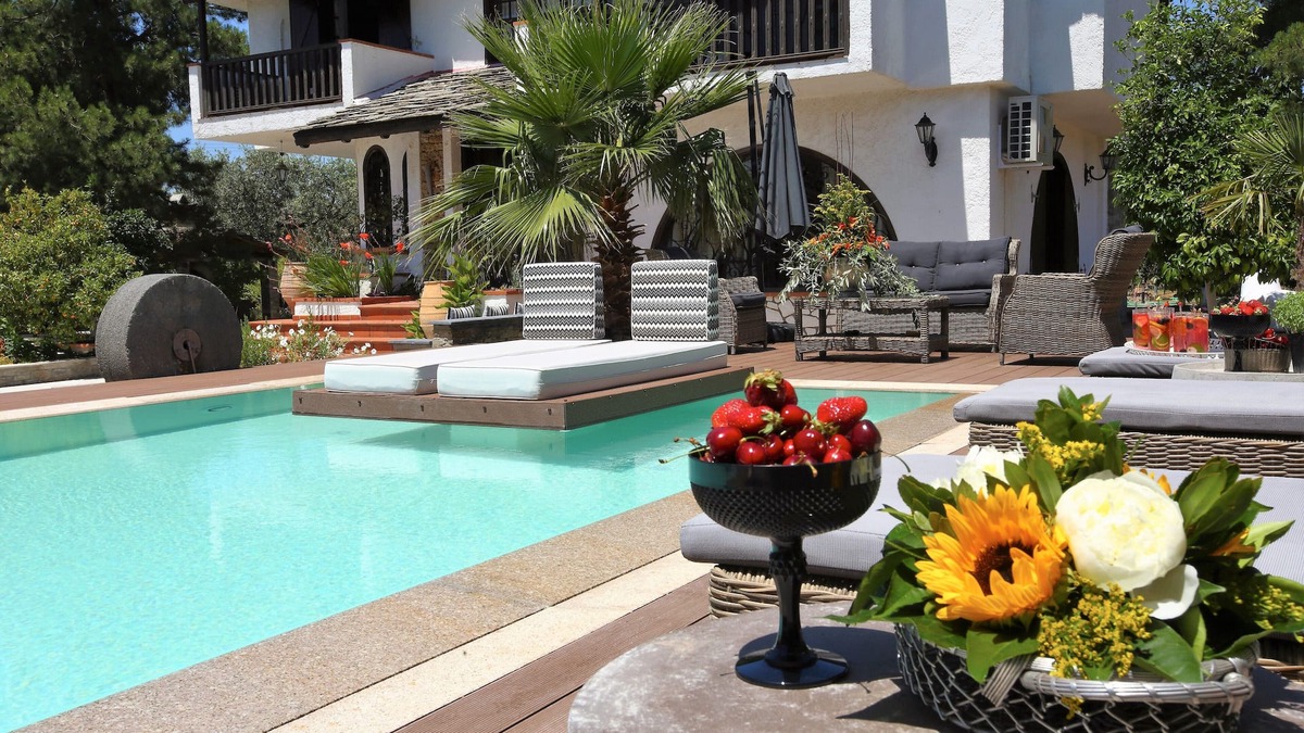 Megalos Prinos Villa | BYBLOS LUXURY VILLA & CHATEAU