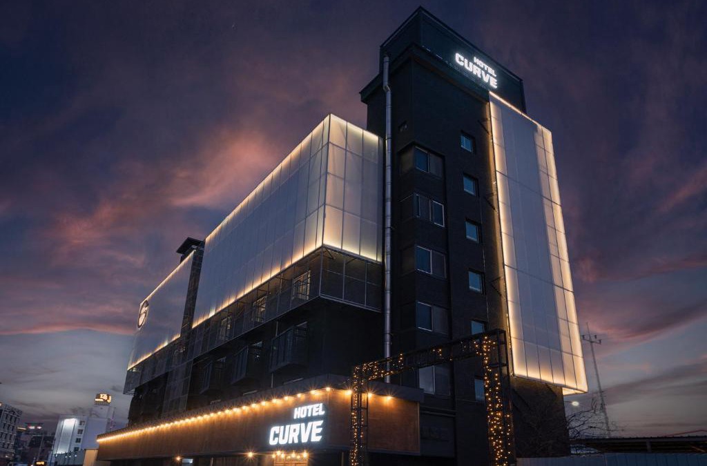Songman Hotel | BYTHS CURVE HOTEL JEONGBUK IKUSAN