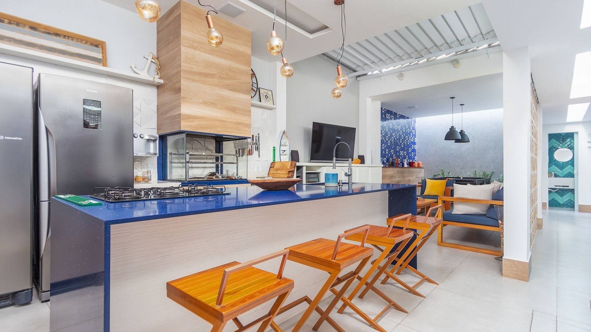 Humaita House | Bz 51 Center! High standard, 4 Suites with/Private leisure area