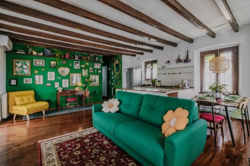 Bergamo Apartment | Cà dei Fiur a Cozy Nest & Free Parking