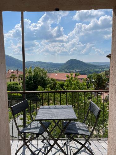 Bisuschio Apartment | Cá ai Monti
