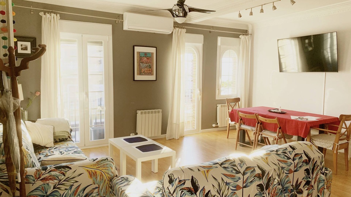 El Gancho Apartment | Céntrico Apartamento de 3 Hab. con Parking Gratuito