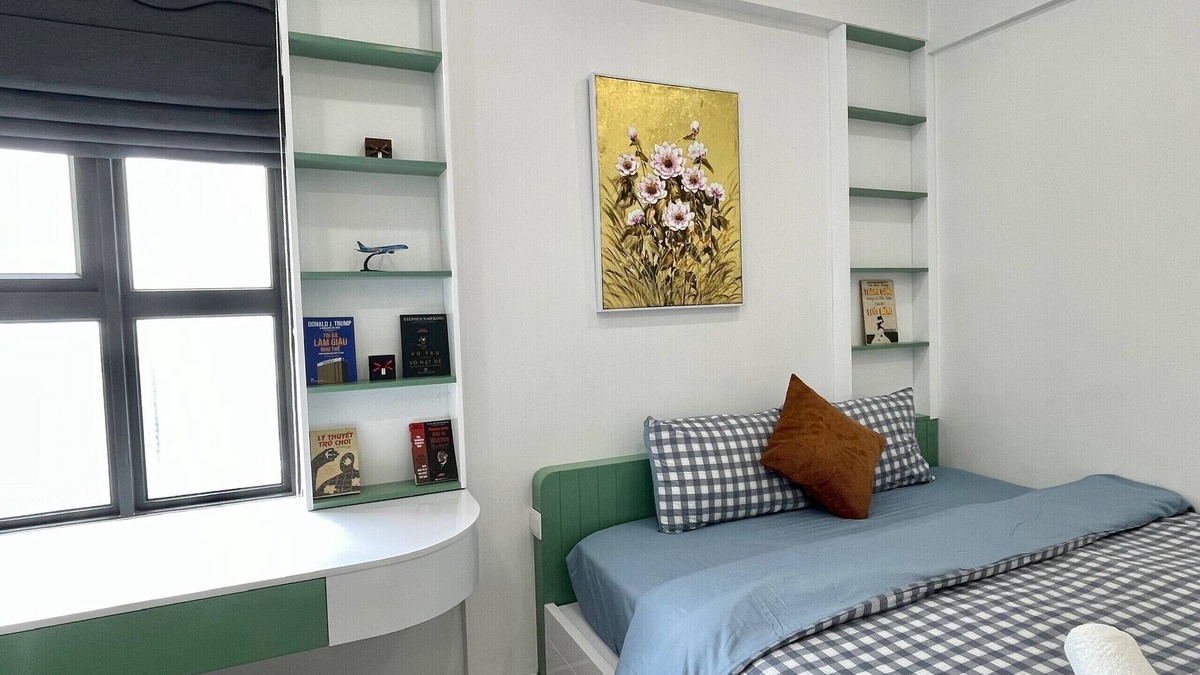 Trung Hoa Nhan Chinh Apartment | Căn hộ 2 phòng ngủ, 1 phòng tắm hiện đại, sang trọng - Vinhomes D'Capitale