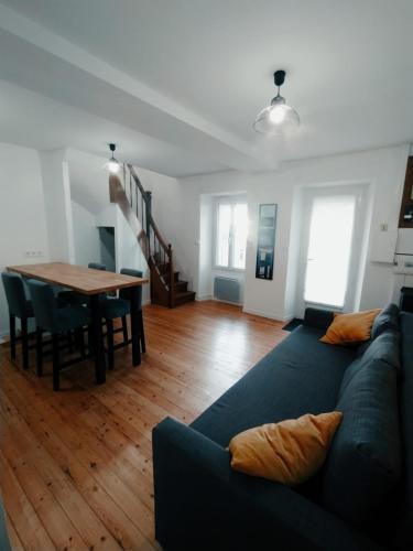 Sable-sur-Sarthe House | C'COZY - grande maison calme et lumineuse