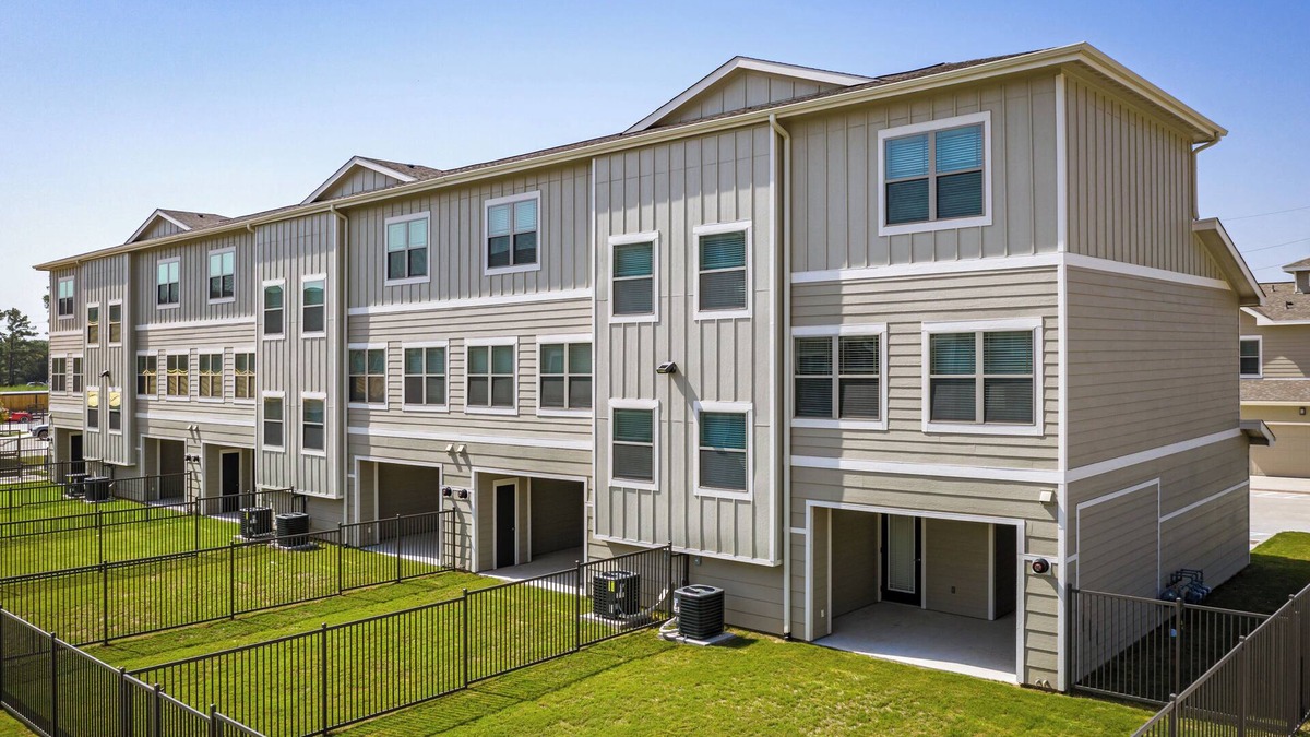 Willowbrook Apartment | C Creek 4316 I New Construction 2Bd Apt I Gated
