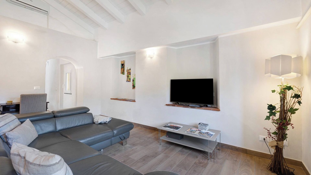 Gorra Apartment | Ca di Perti Apartment 3 with Mountain View