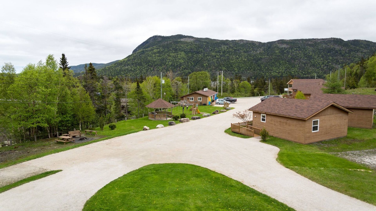 Glenburnie-Birchy Head-Shoal Brook Cottage | Middle Brook Cottages & Chalets