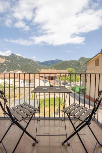 Cercs Apartment | Ca La Serenitat Apartamento acogedor y tranquilo con vistas en Rodonella