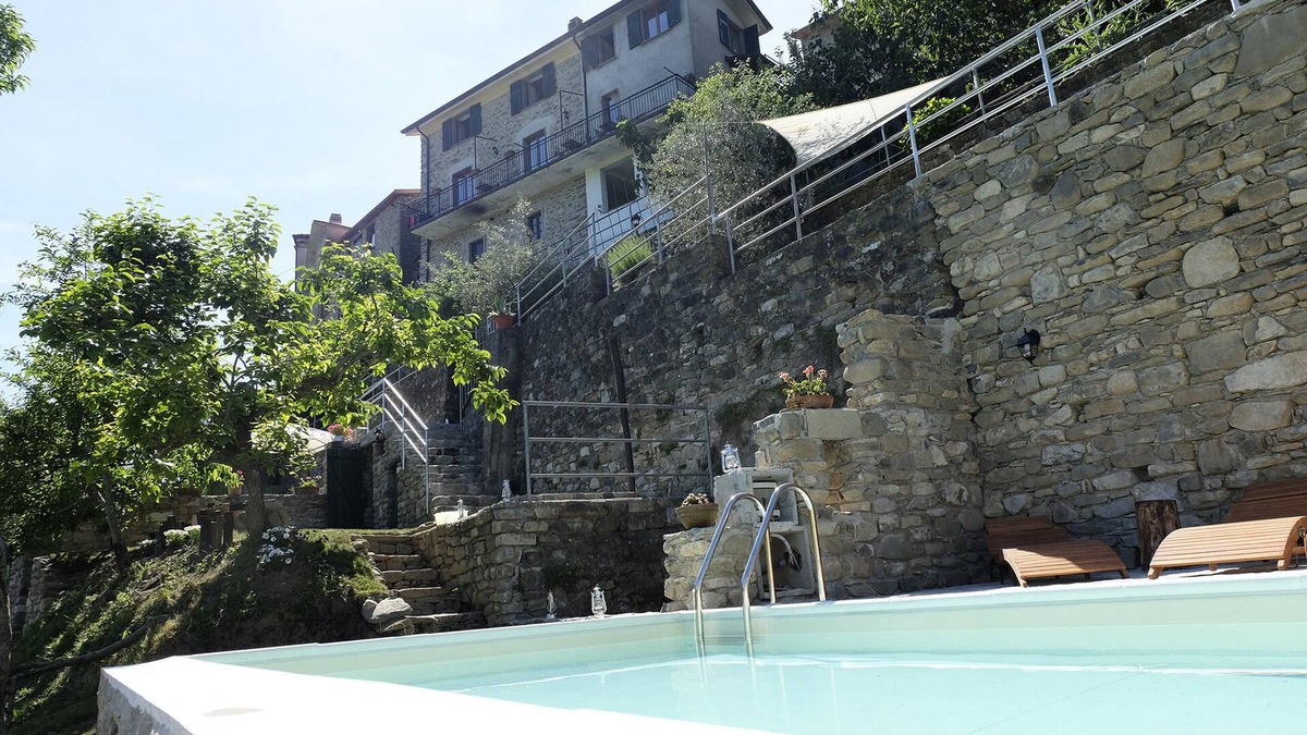 Casola in Lunigiana Bed & Breakfast | Ca'Luni