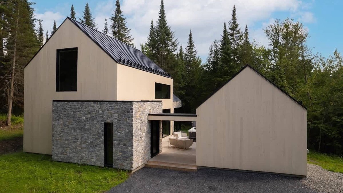 Stanstead Township Ski Chalet | Access to Lake Memphremagog - Spa - Sauna - Persée