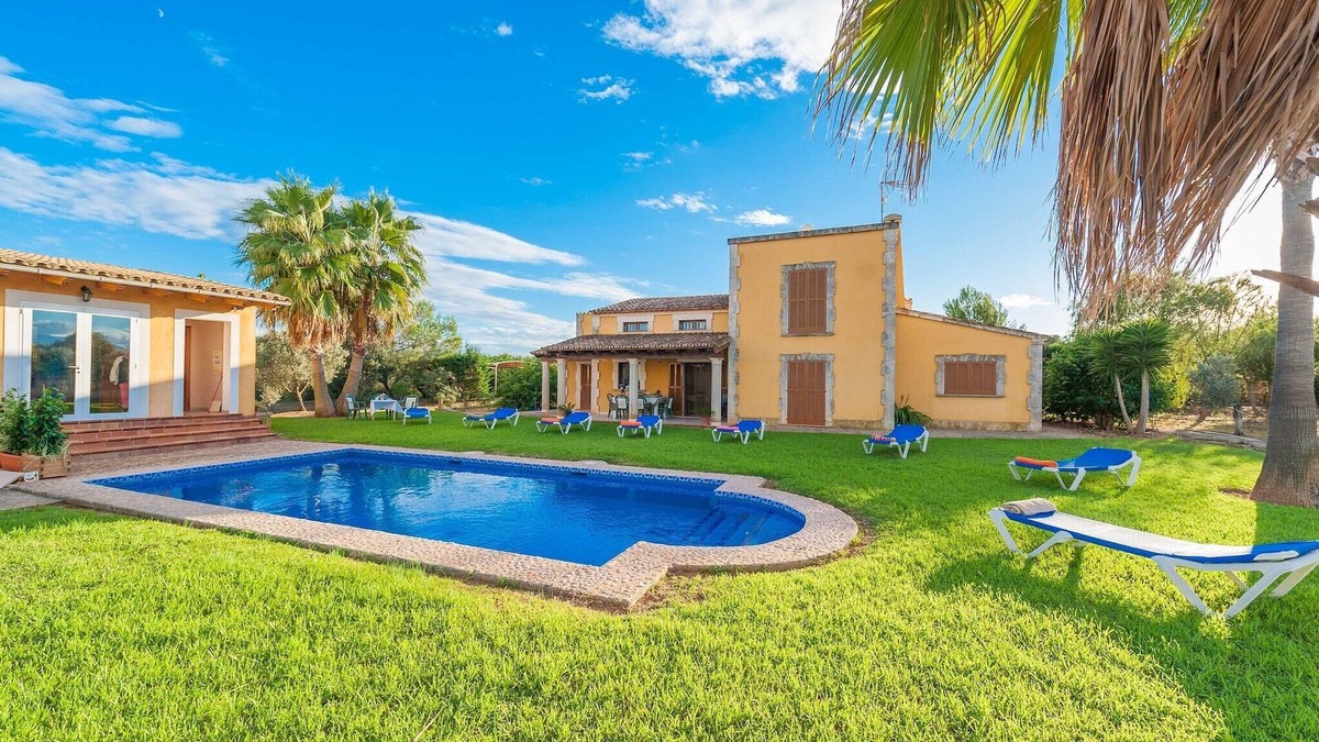 Muro Villa | Ca Na Granada - Villa With Private Pool In Muro