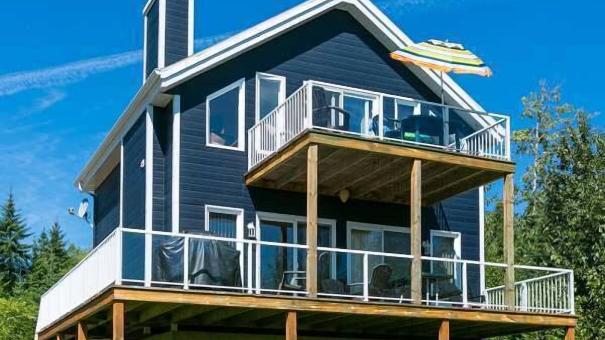 Petite-Riviere-Saint-Francois Condo | Cottage COR-254-2 | Petite-Rivière-St-François