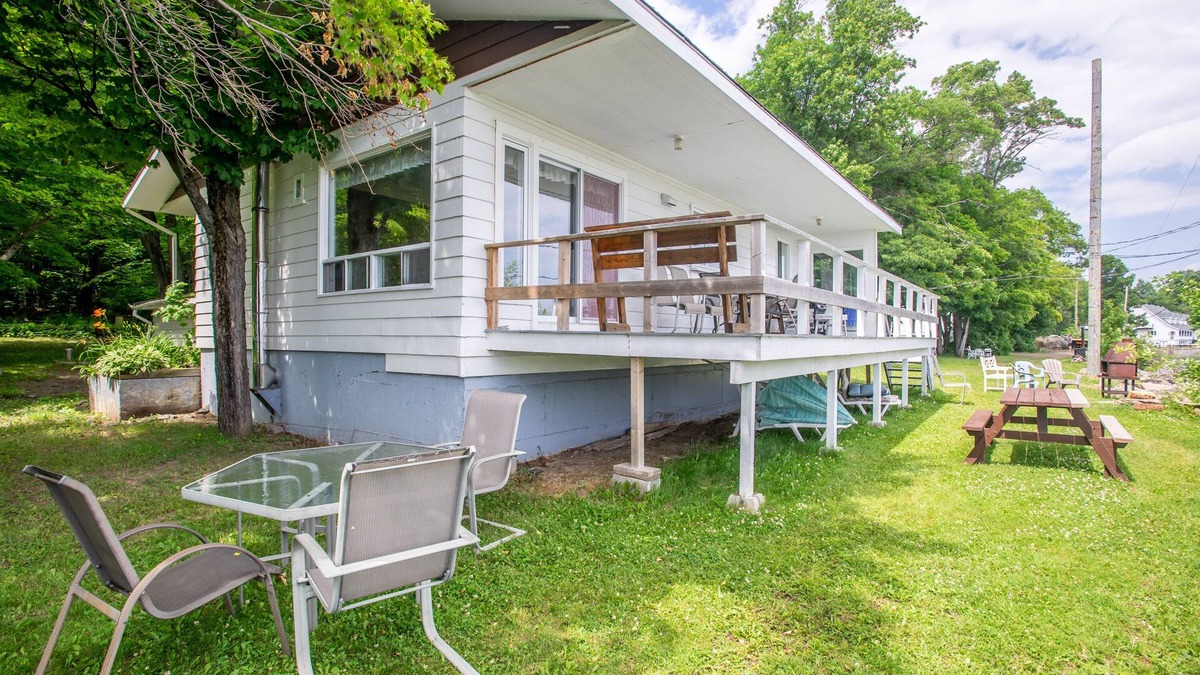 St-Francois-de-l'Ile-d'Orleans Ski Chalet | Chalet Danneau