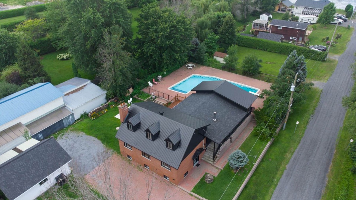Noyan House | Le Noyan un Paradis - Heated swimming pool open April 26