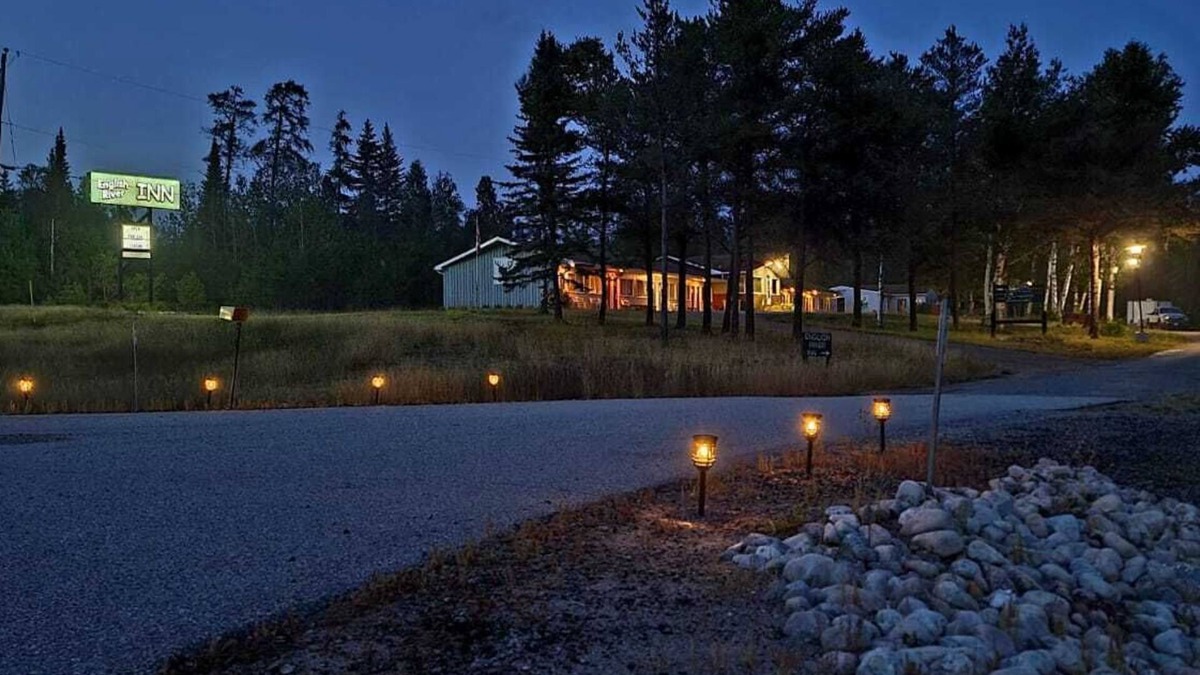 Thunder Bay Hotel | English River Inn