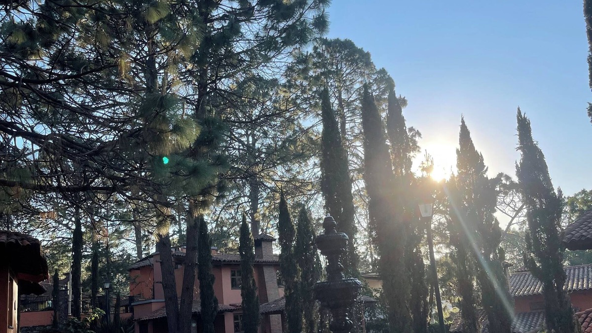 Mazamitla Cabin | Cabaña 100% de Lujo con Hermosos y Amplios Jardines