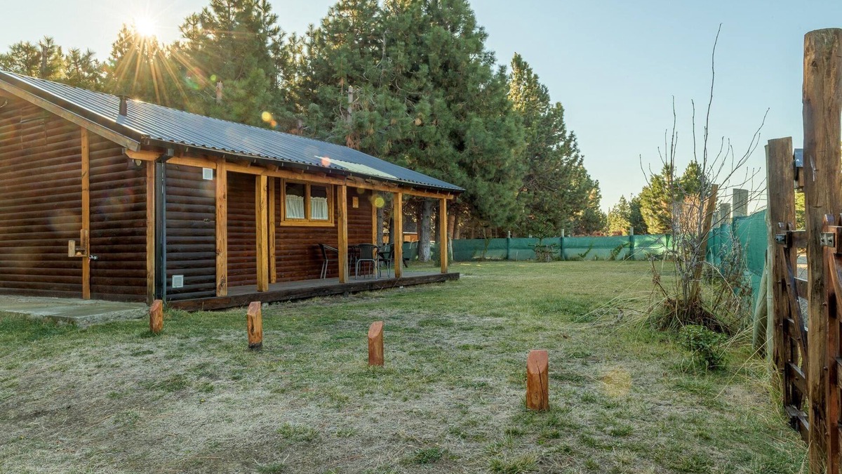 Dina Huapi Cabin | Cabaña Aeroclub Bariloche Argentina