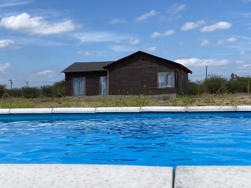 Peralillo House | Cabaña con piscina