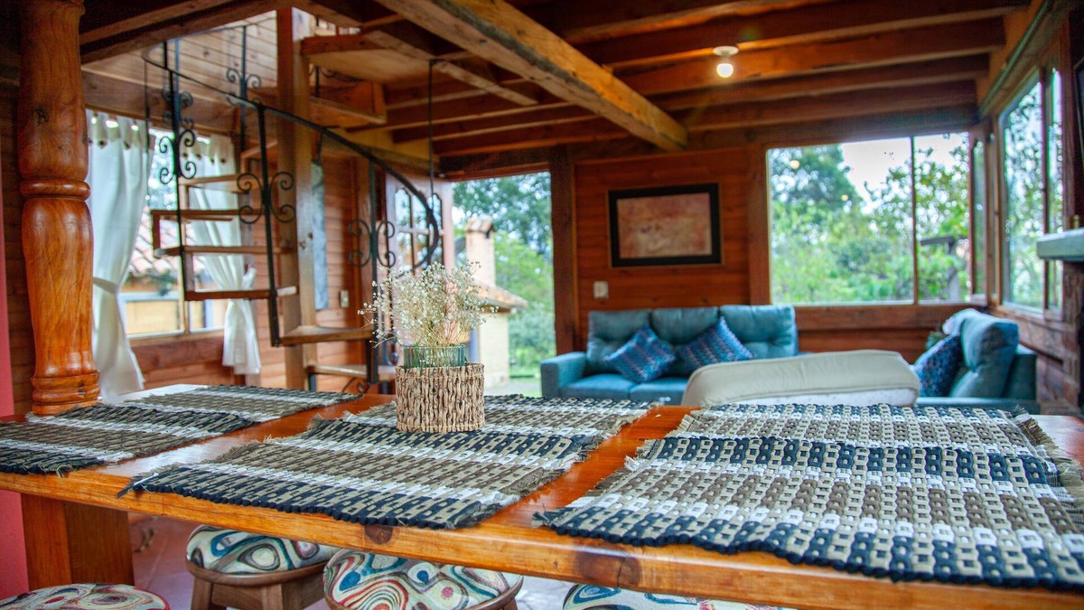 Villa de Leyva Cottage | Cabaña de madera Ojo de Agua