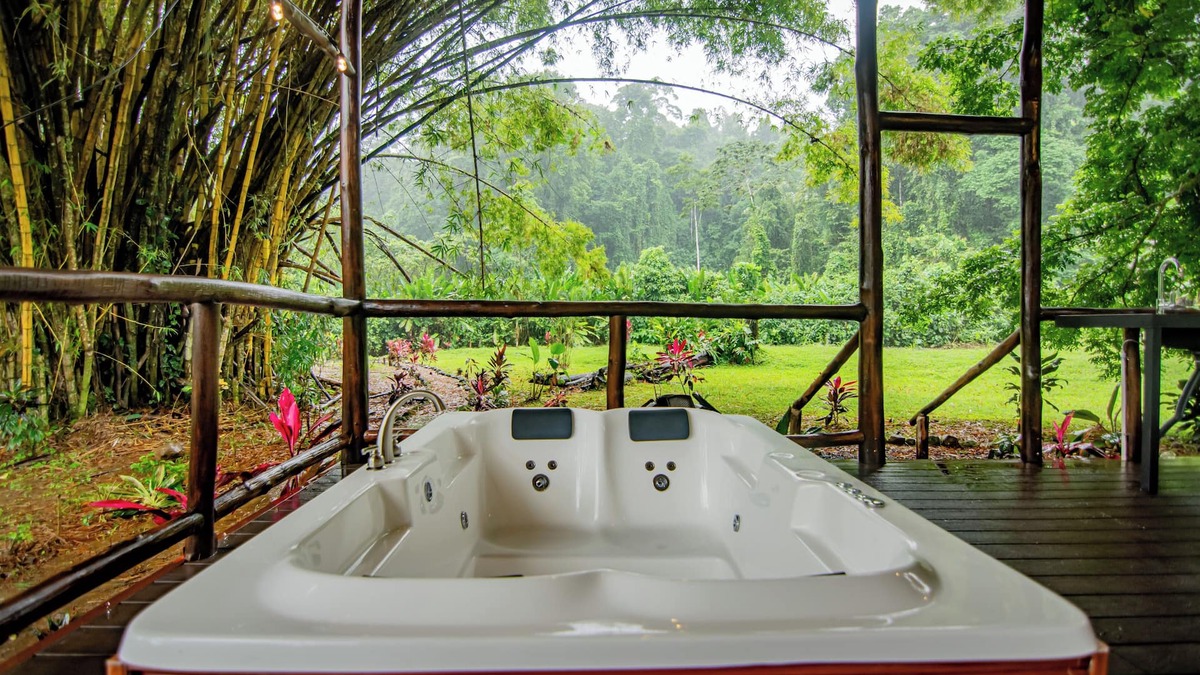Barrio Pilo Cabin | Cabaña Los Tucanes - Paradise for Couples!