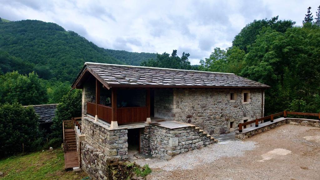 Vega de Pas Apartment | Cabaña Pasiega Castro Valnera