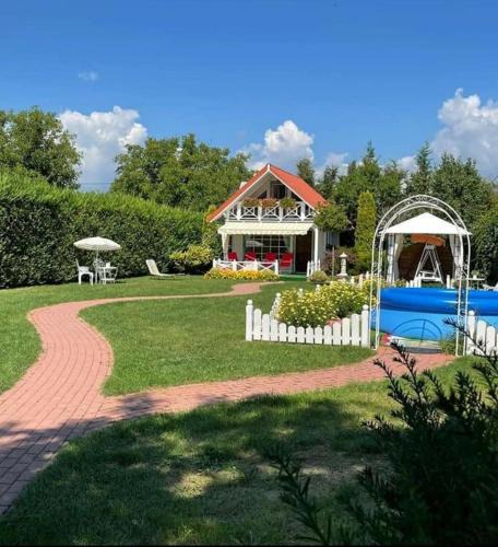 Branistea House | Cabana Casuta din Vis