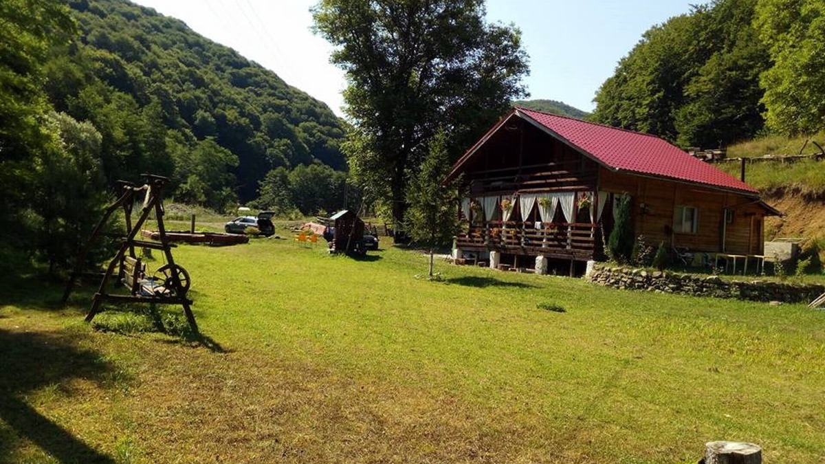 Vata de Jos Ski Chalet | Cabana Cazaneşti - Chalet Cazanesti