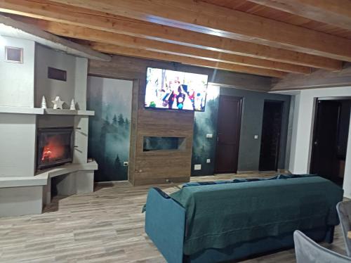 Maguri-Racatau Cabin | Cabana Damian