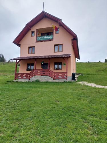 Garda de Sus Cabin | Cabana Gabriela