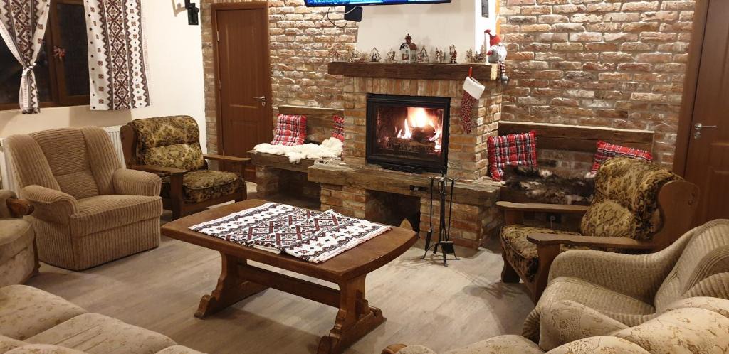 Budureasa Cabin | Cabana Patru Brazi