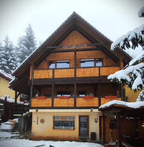 Rausor Cabin | Cabana "Trei Brazi " Retezat