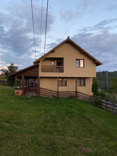 Piatra Fantanele House | Cabana Vlad 1