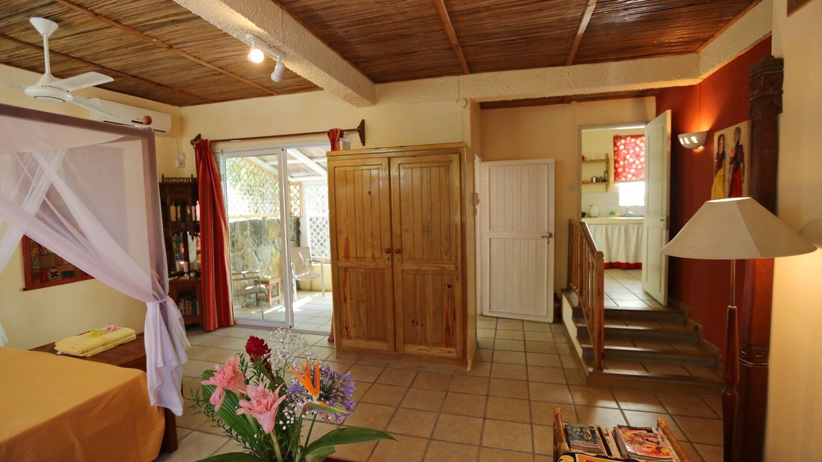 Pointe D'esny Apartment | CABANAC - ASHOKA studio 100mts from the beach