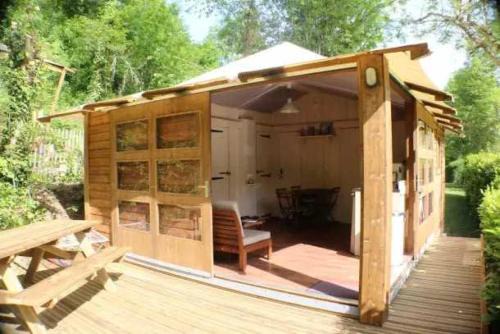 Saint-Constant-Fournoules House | Cabane 3 étoiles - Piscine - eec0cc