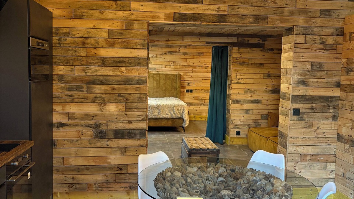 Le Grau-dʼAgde Cabin | Cabane and Spa