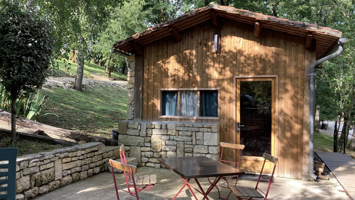Chazelles Cabin | Cabane Atypique