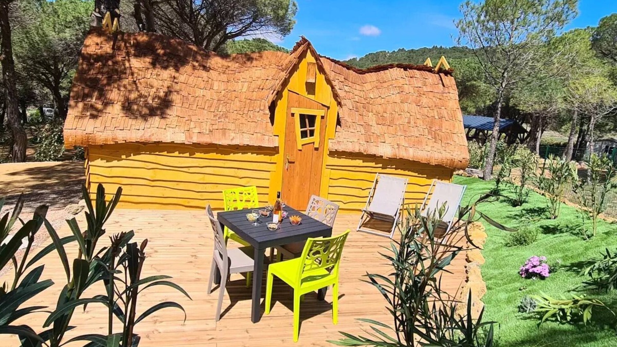 Bizanet Cabin | Cabane Enchantée 2 to 4 persons - 2 pers. included in the price