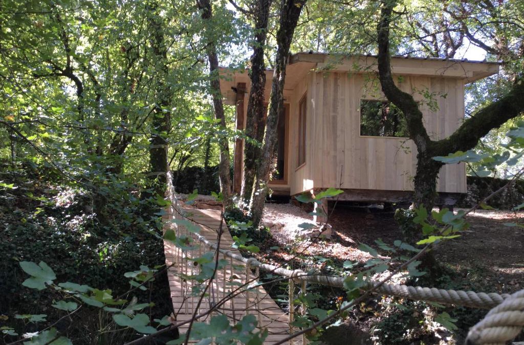 Livernon Cabin | cabane lodge avec spa privatif