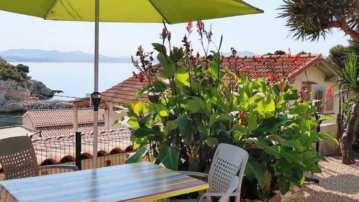 Niolon House | Cabanon à 100m de la mer Avec Jardin