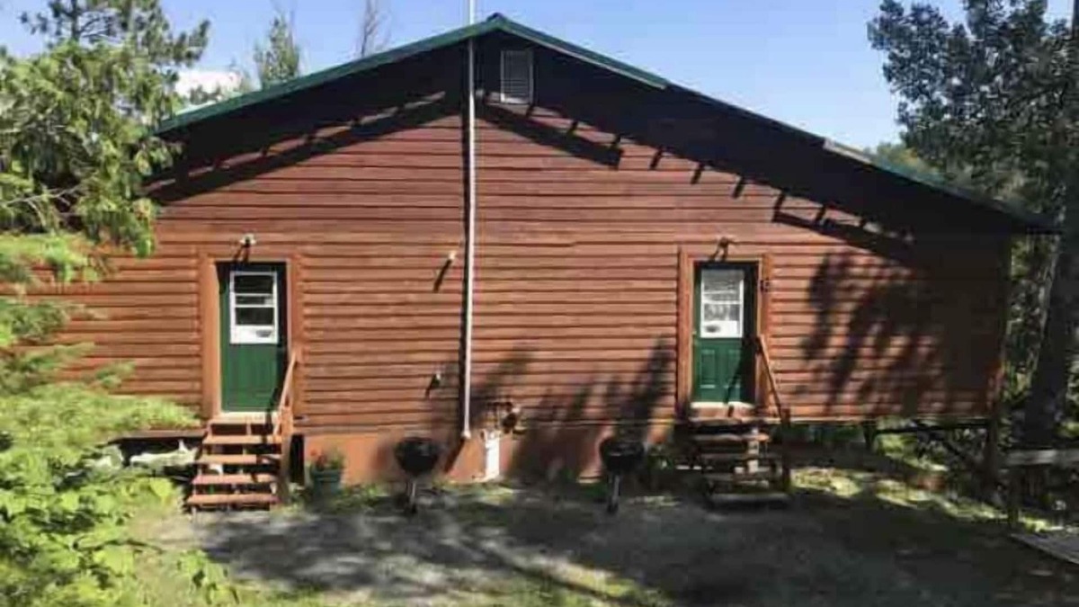 Sioux Narrows Nestor Falls Cabin | Cabin 8 Lakeview, Shared Sauna-Hot Tub Patio, Lake Tours, Boat Rental