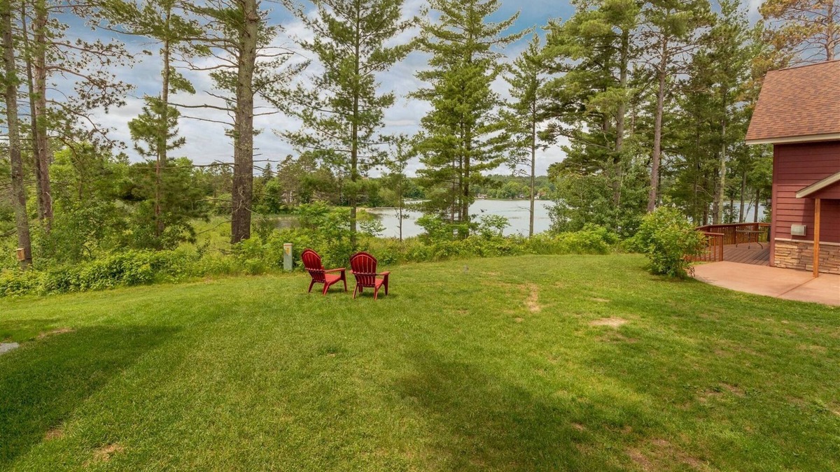 Walker Cabin | Cabin 106 - Open Loft/Modern, Clean, Comfortable